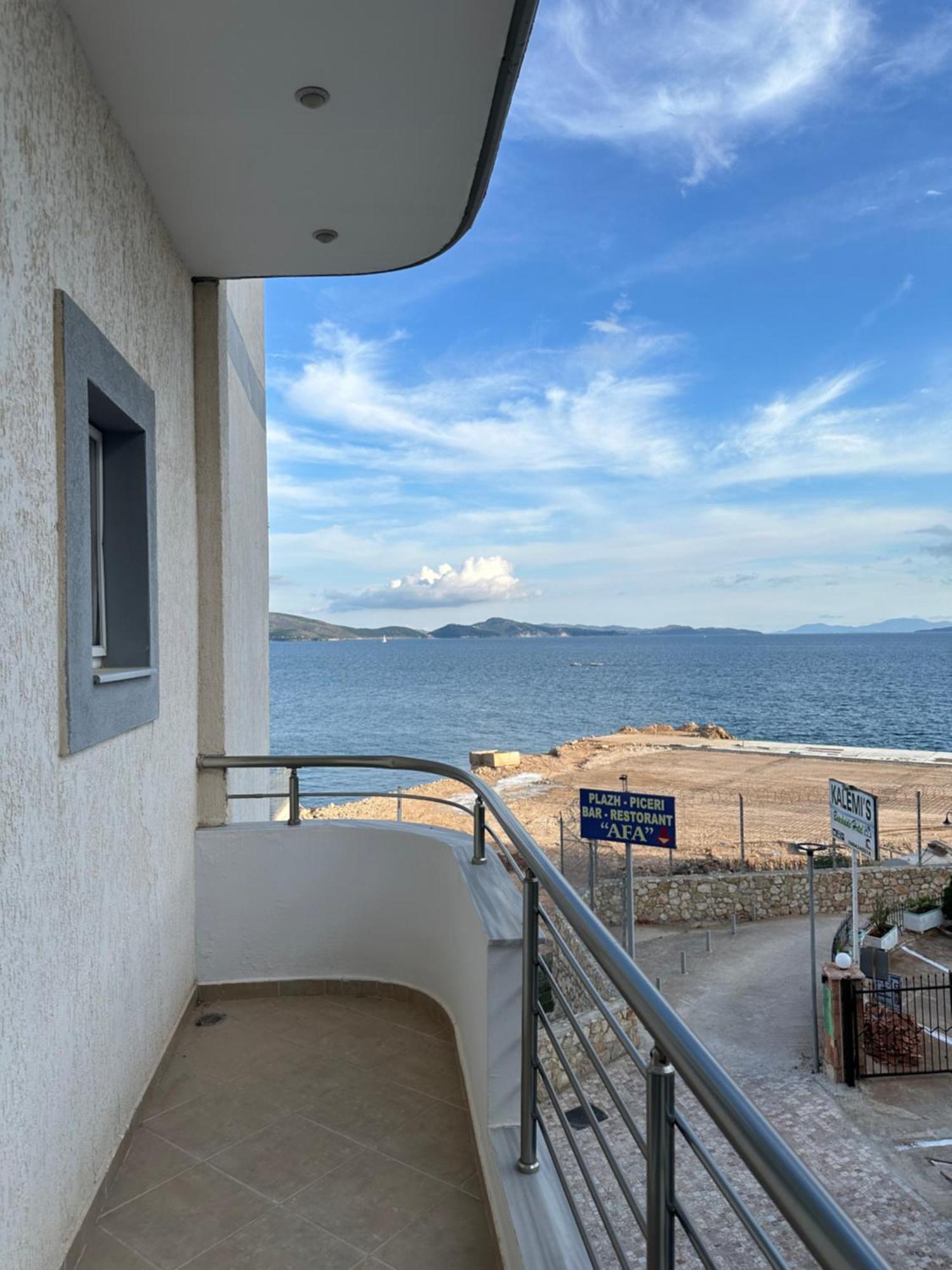 Aqua Apartments Seaview Sarandë Exteriör bild