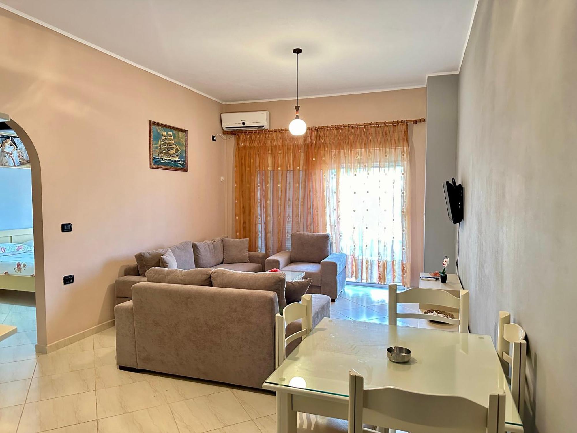 Aqua Apartments Seaview Sarandë Exteriör bild