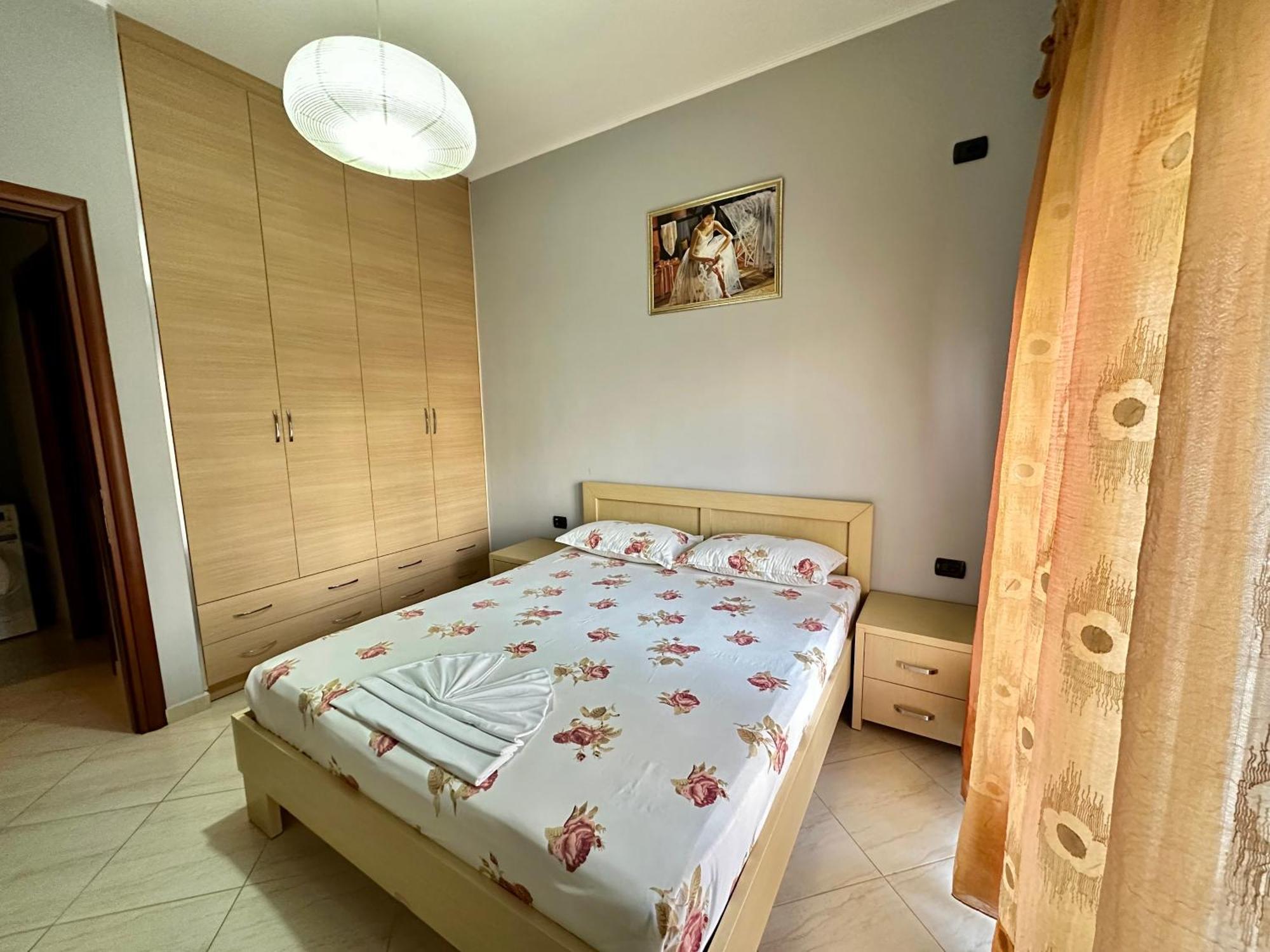 Aqua Apartments Seaview Sarandë Exteriör bild