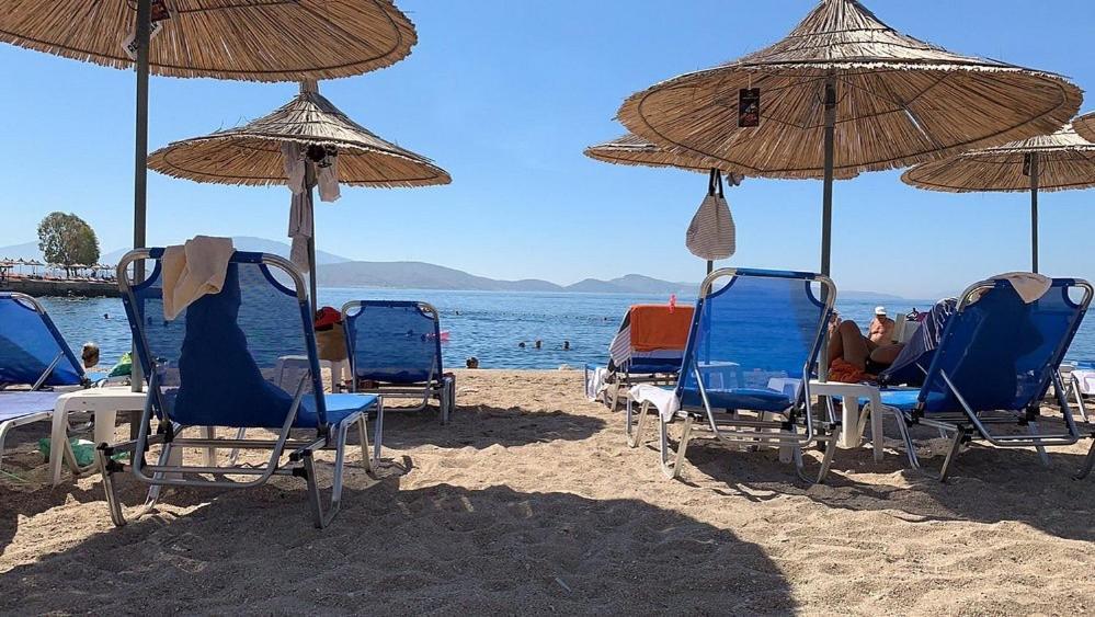 Aqua Apartments Seaview Sarandë Exteriör bild